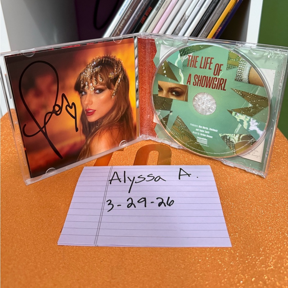 The Life of a Showgirl CD + Hand Signed Photo #1 - Picture 3 of 6